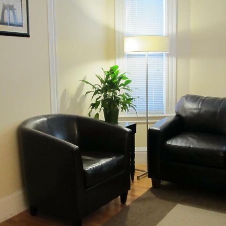 Bowers House Bnb Harvard Mit Cambridge Boston Somerville Bagian luar foto